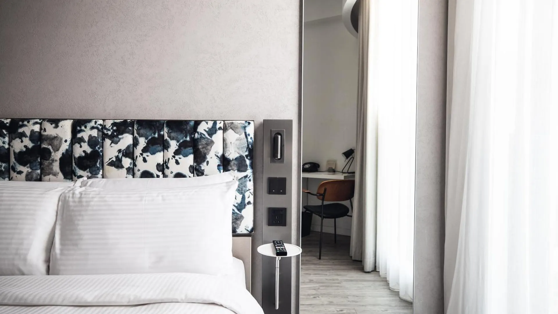 Page148, Page Hotels Hong Kong 4*,