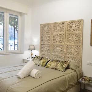 Fleming Loft Parking Tourist , Cordoba Spain