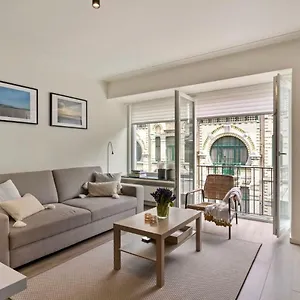 Spacious Apt Near The Beach In The Heart Of The Lively City Center Oostende