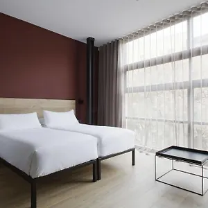 Apartahotel Allada 3* Barcelona